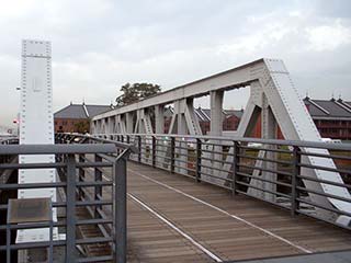 旧鉄道の鉄橋跡