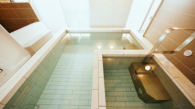「ととのい研究所」5階_男性浴場の水風呂in水風呂の画像