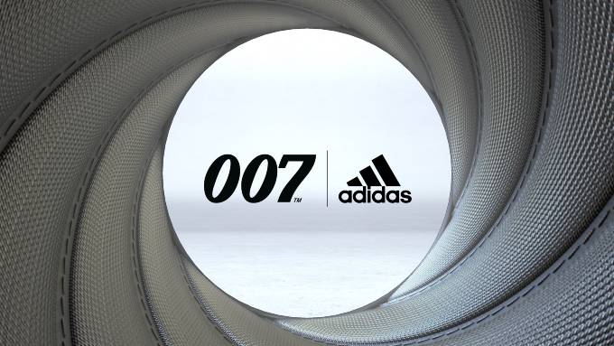 ULTRABOOST『JAMES BOND COLLECTION』