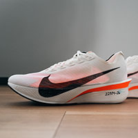 ナイキ ズームX ヴェイパーフライ ネクスト% 4