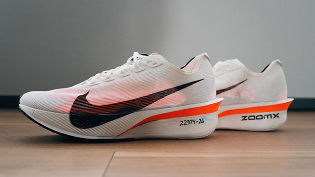 ナイキ ヴェイパーフライ 4