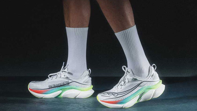 Saucony「ENDORPHIN ELITE 3」着用イメージ画像
