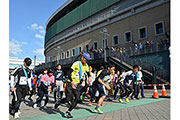 同じ駅の乗降客とチームを組みラン友になれる「阪神沿線駅交流 甲子園リレーラン」が2019年1月6日に開催