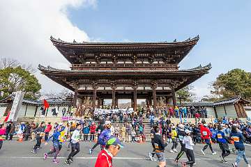 「京都マラソン2021」がオンラインで開催！競技場を利用したタイムトライアルも開催